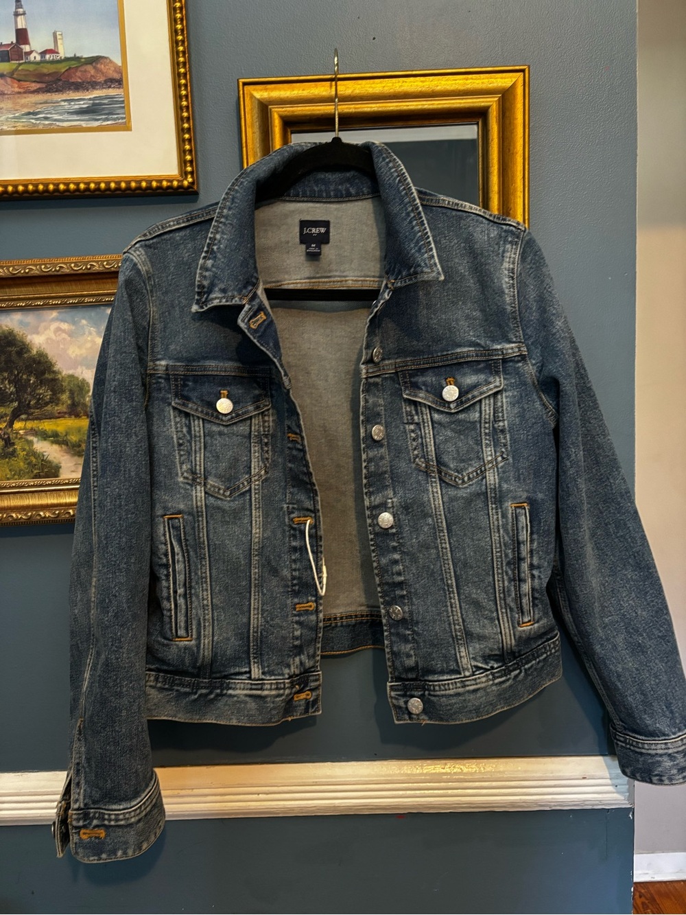 J.Crew Medium Wash Denim Trucker Jacket NWOT Size M Classic Jean Jacket